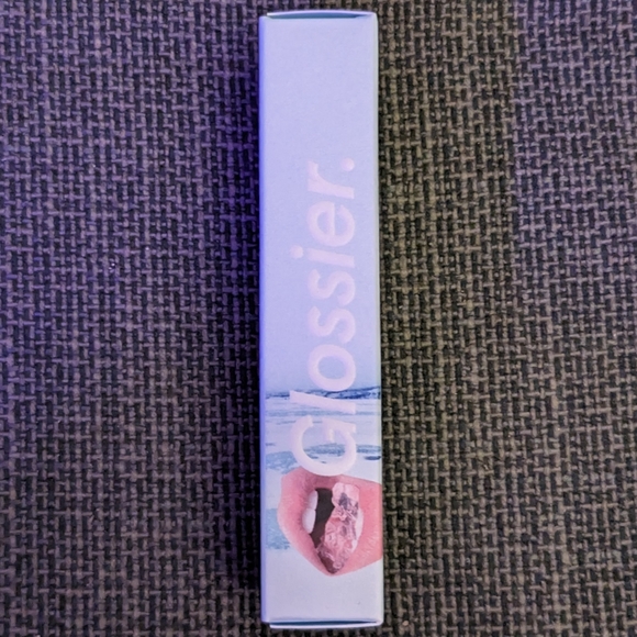 Glossier Mint Balm Dotcom - Picture 4 of 5